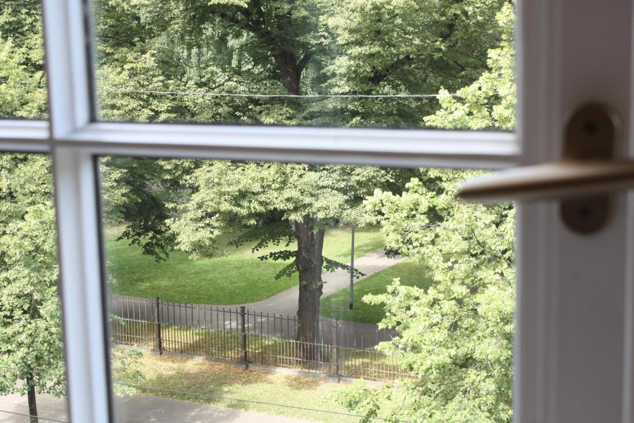 Smart Park View Studio In Heart Of Riga 5 Min To Old Town Exteriör bild